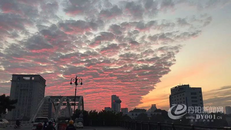 12月毕节天气实时直播，冬日暖阳下的日常与友情纽带