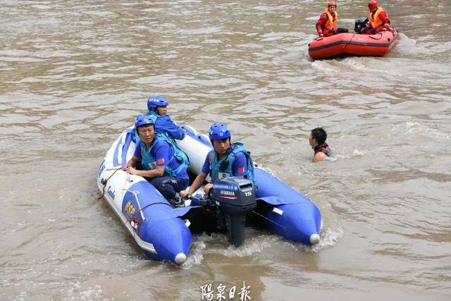 梦见大河突发洪水，梦见河水特别大,洪水怎么回事 