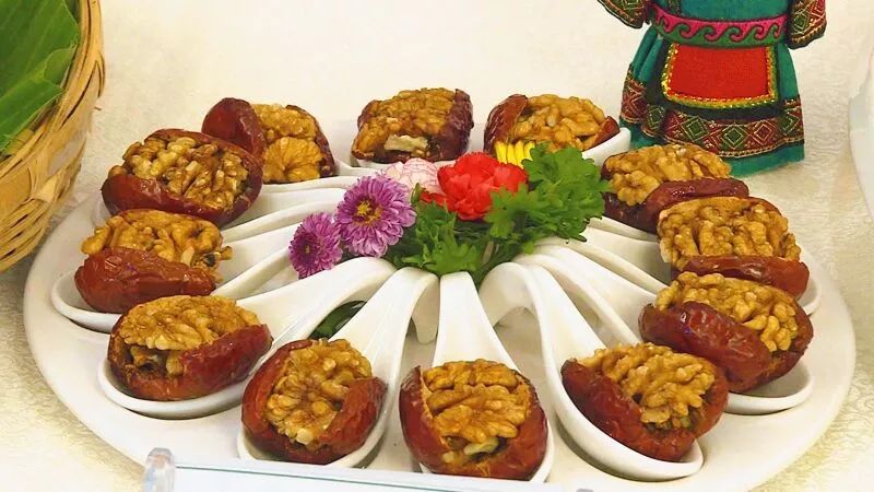 大锅菜与明星的味蕾奇缘，美食与名人的独特缘分