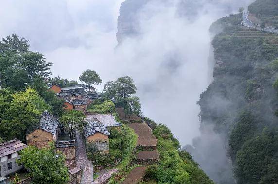 揭秘十一月天龙山景区新风貌，励志之旅的启示与成就感的源泉