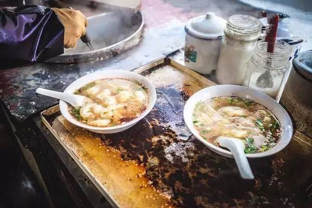 施甸隐秘小巷美食宝藏，疫情下的美食探索与惊喜